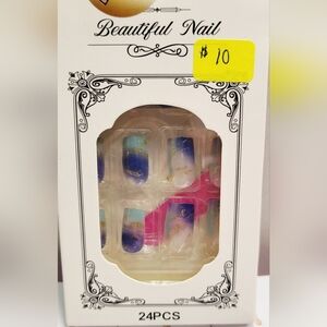 🎀Press On Nails - Blue and White Gradient Design